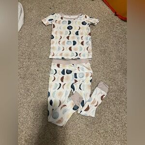 Little sleepies Luna neutral two piece short sleeve PJ Set